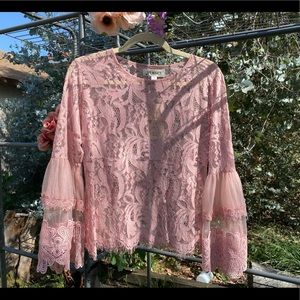 Fairycore style lace top 😍  🧚‍♂️